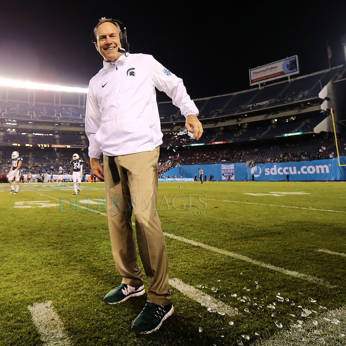 delrioimages's tweet photo. #iceinhisveins Big congrats on the 100th win. Best coach in the Nation! #V4MSU @DantonioMark #HolidayBowl #MSU #SpartansWill @MSU_Football #DelRioImages https://t.co/EH5t5zkd0f