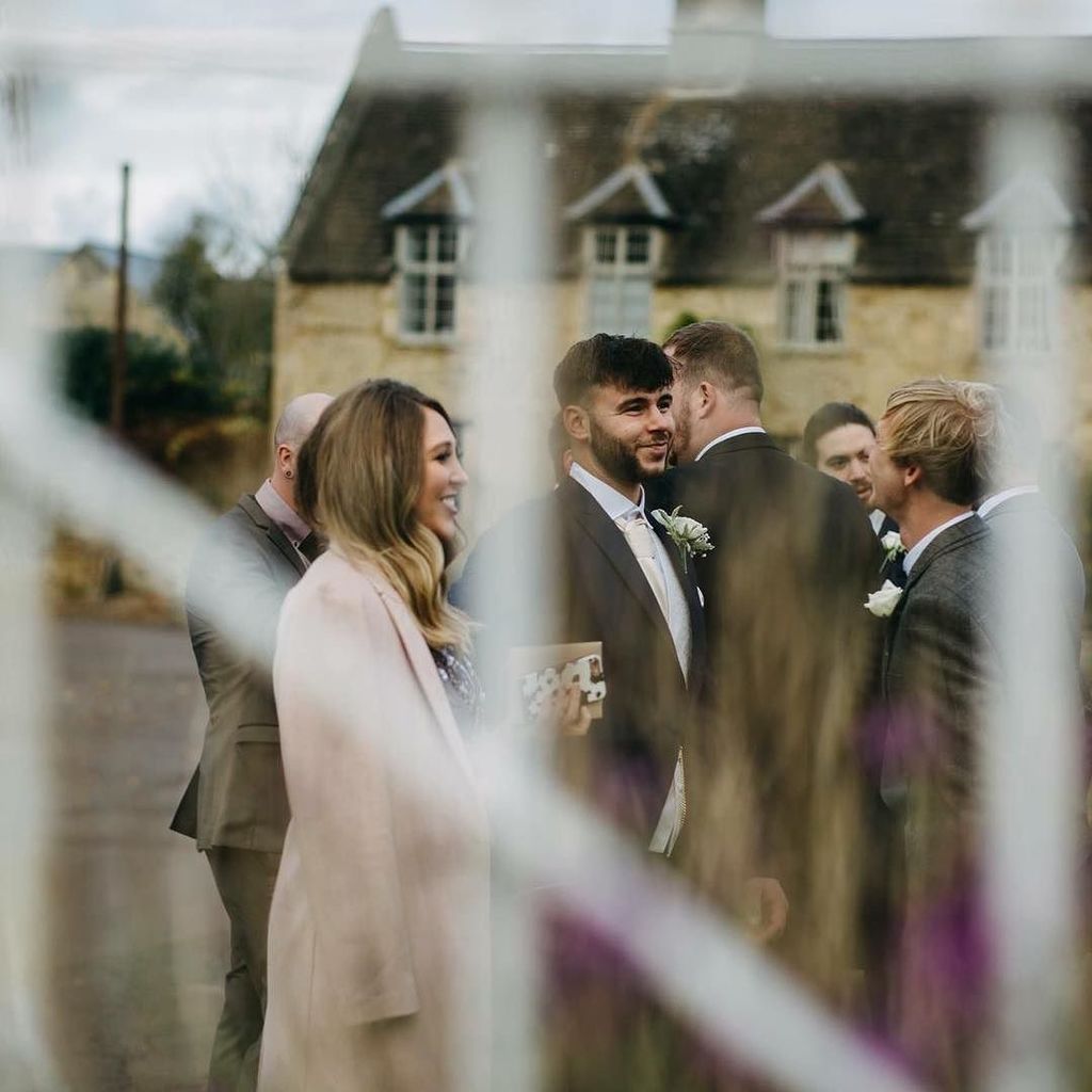 Eddie / waiting. #bartonseagrave #stbotolphschurch #kettering #groom #groomtobe #churchwedding #gettingmarried #waiting #weddingplanningtime ift.tt/2Ck7Qxb