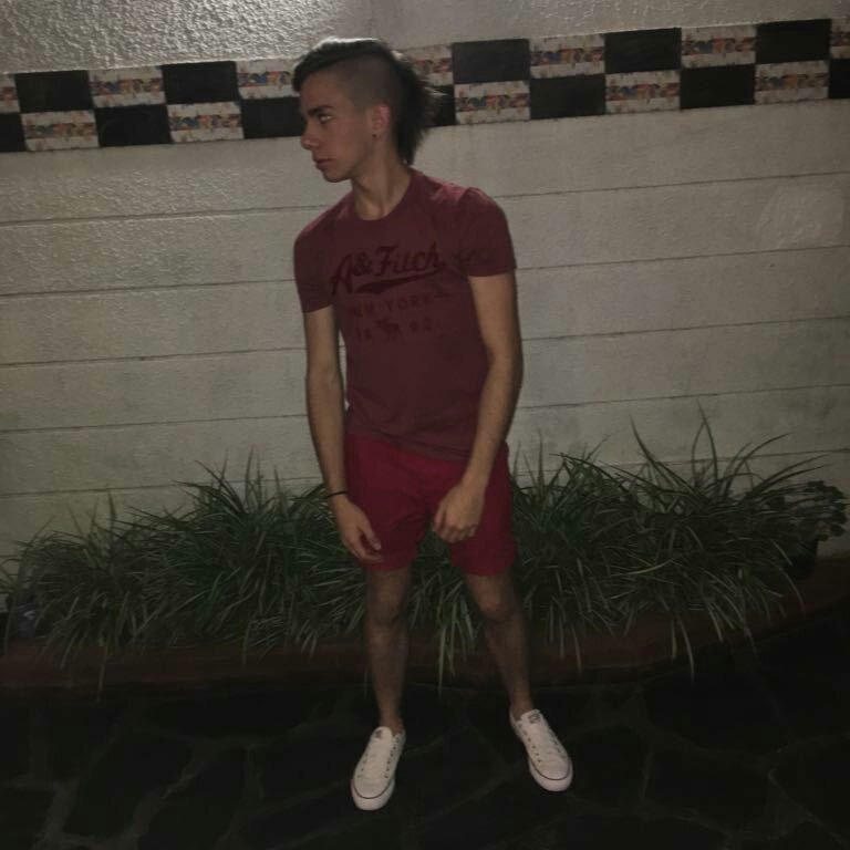 gervivone's tweet photo. #NuevaFotoDePerfil https://t.co/ITpxcbt9WE