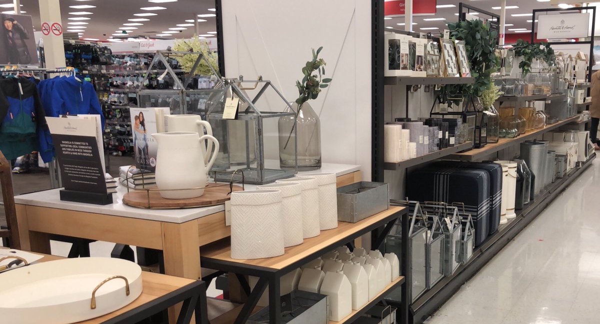 oliviafrmtarget's tweet photo. Fresh New Look with Harth and Hand @ #T2426 🙌🏼🌿🌞 https://t.co/cDBL1lDLaZ