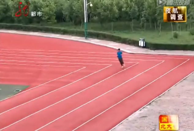 nakaharamei's tweet image. シンフォギアの直角トラック騒動のときには「トラックの角を丸くしたらアニメが面白くなるんか？そんなん変わらんやろ！」と言ってたが、
その後中国で直角トラックが実在することを聞いて「ほう、、、」となるなど。