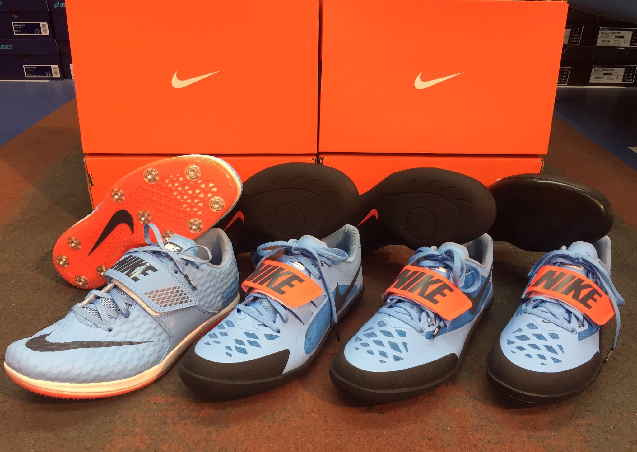 ナイキ高跳び用スパイク