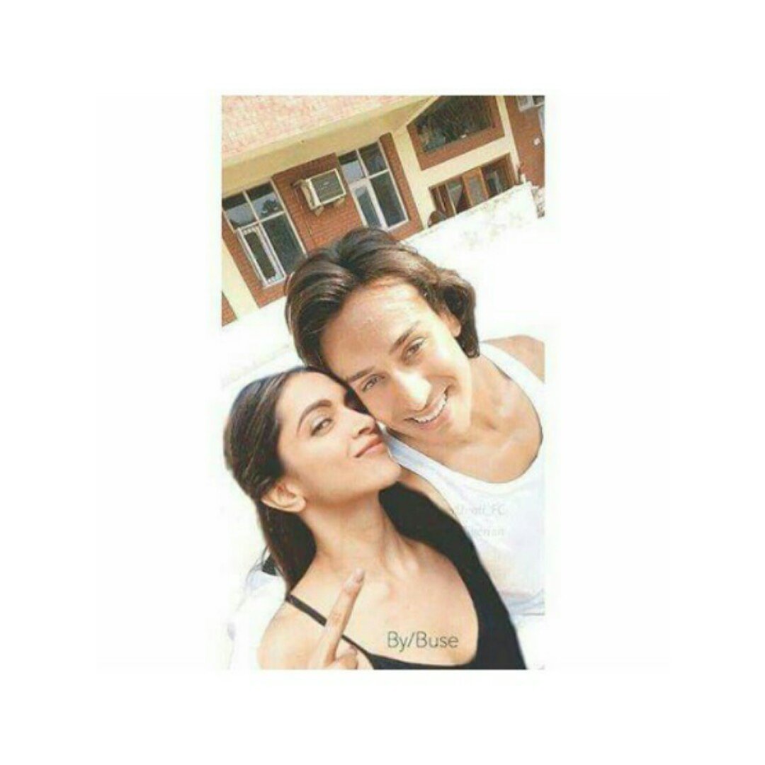 officialtiger__'s tweet photo. #Aflyingjatt movie edit for @iTIGERSHROFF and @deepikapadukone !!
.
@TeamTIGERSHROFF @AyeshaShroff
.
Follow @officialtiger__
.
#Bollywood #tigershroff #DeepikaPadukone #teamtigershroff #DishaPatani #RanveerSingh #RewindAndReplay
#Thailand #MCFC #kamalamillsfire
#YearEndPoll https://t.co/TJaDHeZgc0
