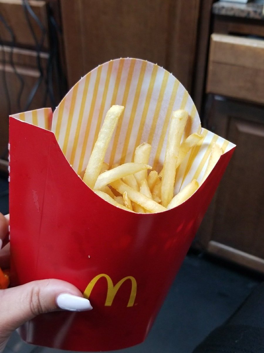 ViceCutter's tweet photo. Ask for no salt so I get half an order? #McDonald ? https://t.co/QDlOfw63hU