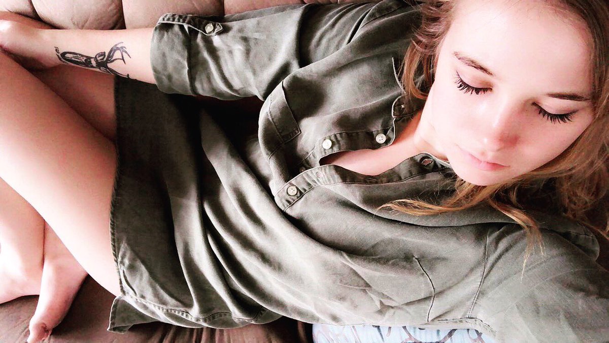 genesis_edith_'s tweet image. 💖🤙🏾 #foreverart #tattoo #decemberbreak