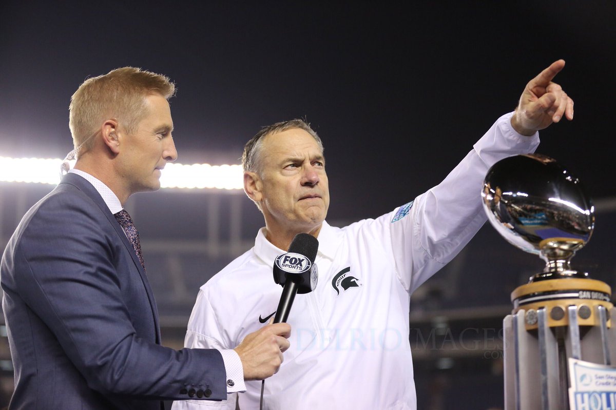 delrioimages's tweet photo. Coach D @DantonioMark thanks #SpartanNation for all there support #HolidayBowl #MSU #SpartansWill #FearTheSpartans @MSU_Football #DelRioImages https://t.co/xVC9lp6A5K