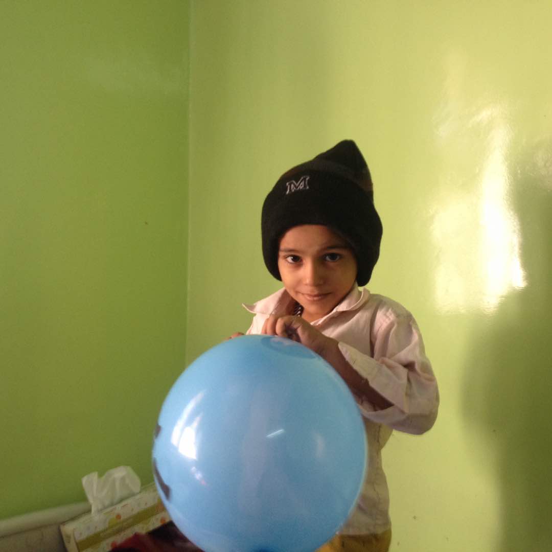 Yourabilities_o's tweet photo. Under slogan i can live, Y.A org starting psychosocial support program for three months  in pediatric oncology center @marimyst1 @RiseUp75 @Rasa171a @ShalaSalazar @Bilquis100 @JoeEEnglish @macklamm @DEPld @salihbnzeid @BoomerangTime @DrAl_Lawati @OxfamYemen #Yemen https://t.co/wvvrs3BVOI