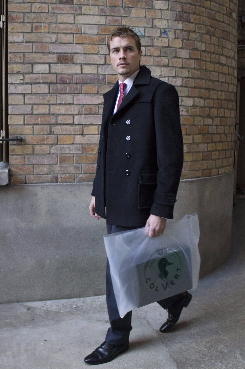 Col_Vert's tweet image. Only suits at Col Vert ?! We can also make your tailored cashmere coat ! worldwide delivery 🌎📥
#cashmere #coat #mencoat #cashmerecoat #cachemire #manteaucachemire #manteauhomme #surmesure #tailormade #tailoring