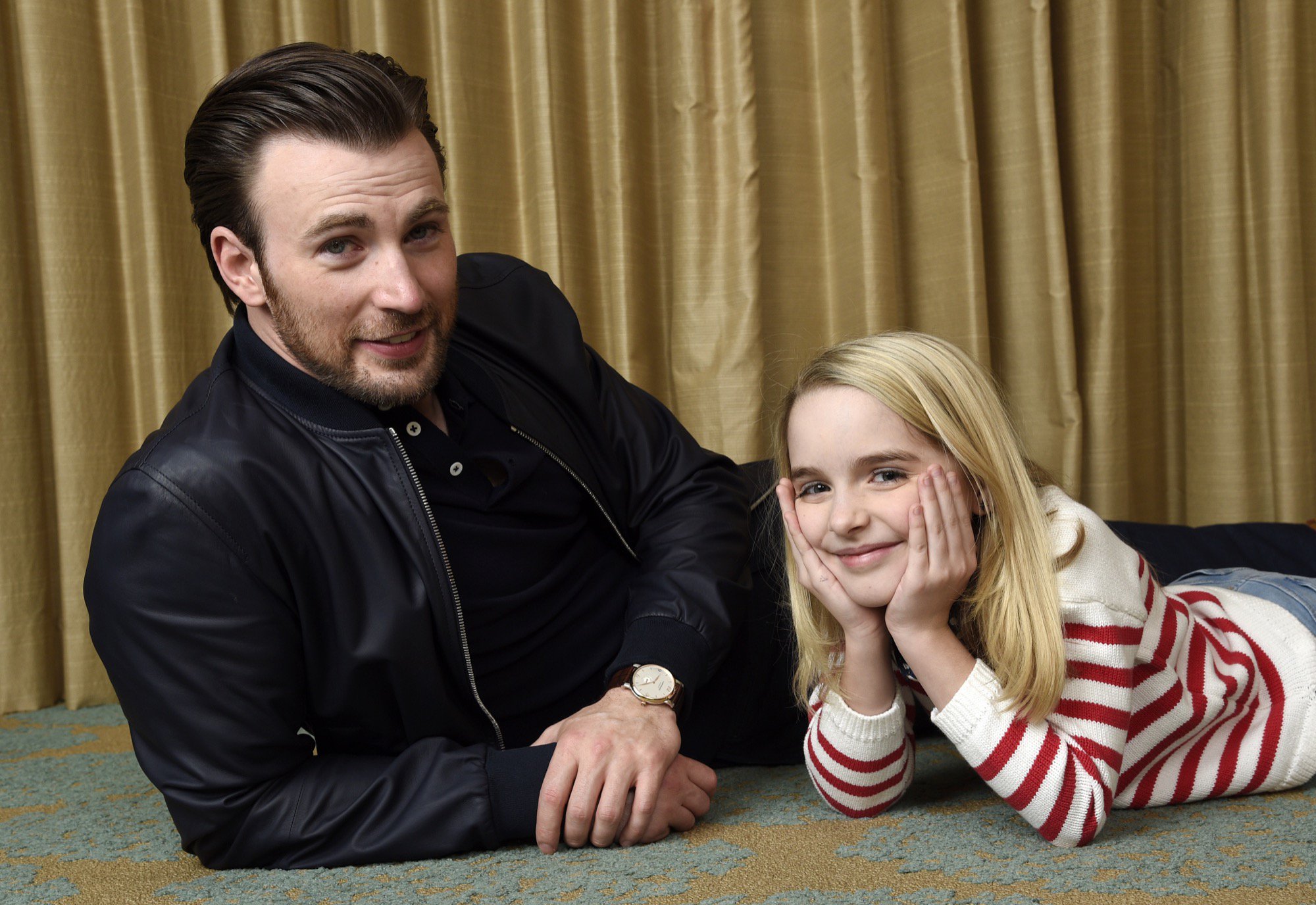 Twitter 上的Chris Evans News："Chris Evans and McKenna Grace photographed by  Chris Pizzello during Gifted press conference (April 2017) Credit:  https://t.co/wcaFbeWY37 https://t.co/mYGL5klMgl" / Twitter