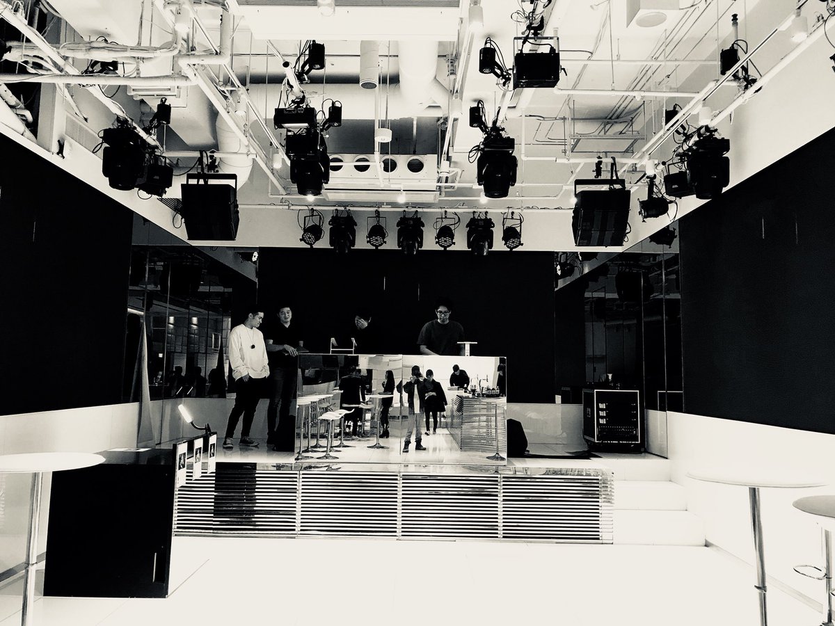 mayamiller_jp's tweet photo. .WAV Launch Party just Opend🙌🏻
Hope you all can join and celebrate with us🙏🏻 

#WAV #label #Japan #Tokyo #dj #producer #housemusic #techno #beatport #quality https://t.co/SefflYKFRD