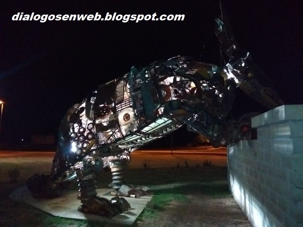 dialogosenweb's tweet photo. #MEDIOS #SOCIEDAD - Llegó el momento de un impasse en esta iniciativa que acumuló 10 años y tres meses: #Diálogos Weblog, como idea informativa sin fronteras gracias al sentimiento por #25deMayo, fortaleció una inigualable etapa propia - Especial #Diálogos https://t.co/7yKOenOTY9 https://t.co/r8KADuMZVZ