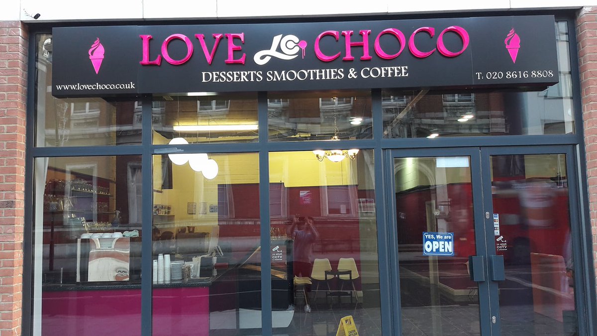 <a href="/LoveChocoLondon/">Love Choco</a> <a href="/westfieldlondon/">Westfield London</a> <a href="/Canning_town_fc/">Canning_town_fc</a> <a href="/hallafoodkt/">hallafood</a>
