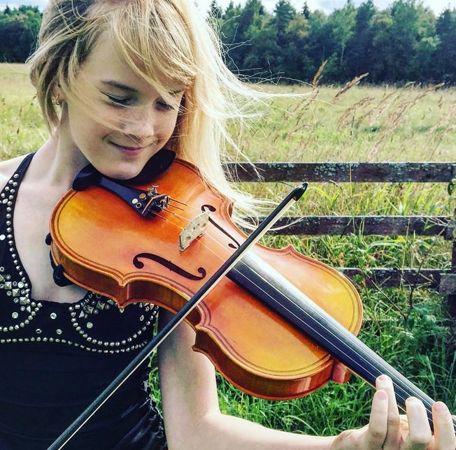 Helena-Reet Ennet (@ohmygossip) on Twitter photo Dear Twitter friends! I wish to introduce you my oldest daughter #EstellaElisheva (<a href="/EstellaElisheva/">Estella Elisheva</a>). She is posting her violin videos, travel pictures & now also singing videos to her Instagram account! instagram.com/estella.elishe… She´s only 11y old - my little talent! 💖#OHMYGOSSIP Dear Twitter friends! I wish to introduce you my oldest daughter #EstellaElisheva (<a href="/EstellaElisheva/">Estella Elisheva</a>). She is posting her violin videos, travel pictures & now also singing videos to her Instagram account! instagram.com/estella.elishe… She´s only 11y old - my little talent! 💖#OHMYGOSSIP