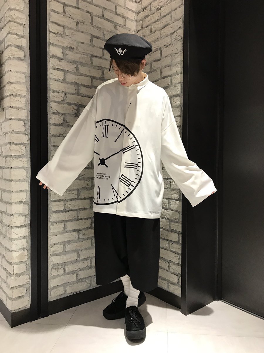 Afyf渋谷公式プレス Re Arrival お待たせ致しました 時計柄シャツ ついに再入荷致しました インナーにしてあげても存在感抜群 今回もすぐにまた完売してしまいそうなので お探しだった方はお早めに Poly Clock Ls Shirt 11 000 Tax