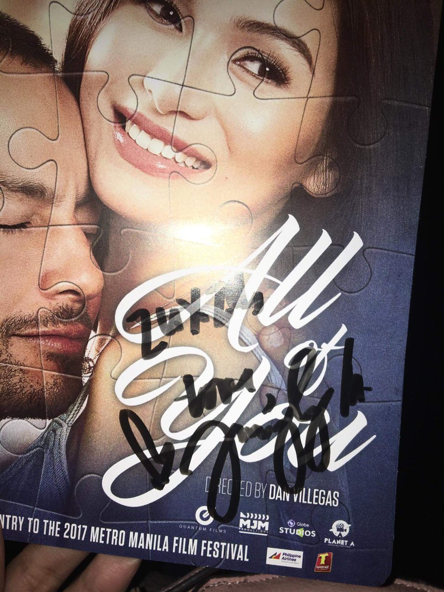 zuxzadivina_'s tweet photo. Ganda ng xmas gift ko. Naiyak ako sa effort ng mga junakis ko. Thank u sooo much @MercadoJen
for an expat like me it means a lot #AllOfYouBlockscreening https://t.co/LlTOwKrrvc