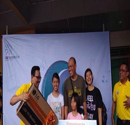 [YOGYAKARTA] Taman Pintar Yogyakarta Memberikan Doorprize Kepada Pengunjung ke-1 Juta: bersatunews.com/berita-taman-p…