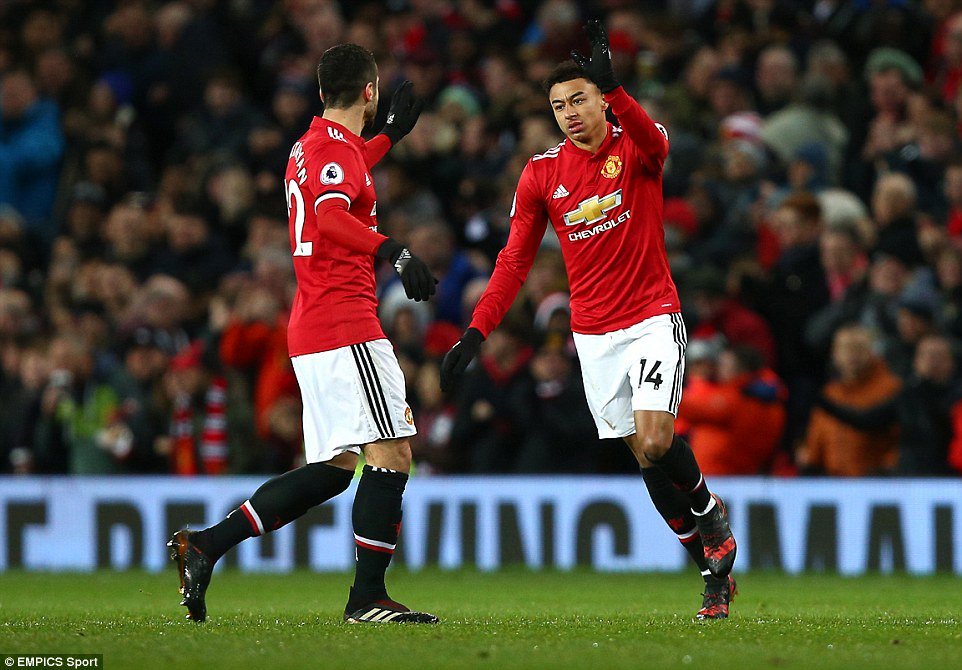 irwell2sicily's tweet photo. Preview of #mufc taking on Southampton - as we bid goodbye to an eventful 2017.. https://t.co/XHtrKouCCD https://t.co/9rOq8r9Rzv