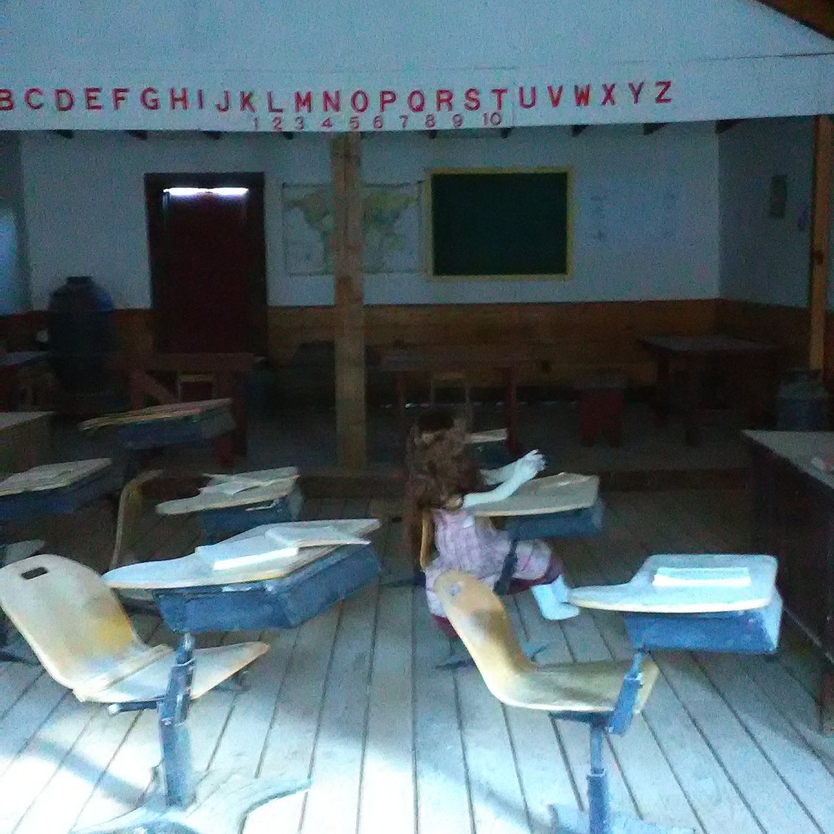 ESchuyler16's tweet photo. This is so creepy https://t.co/Pzsc2Et93h