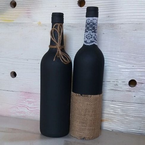 Designs_LnB's tweet photo. Flower vase to decorate your home and space. Give it a whole new vibrant colourful feel.

#allwhite 
#vase
#craft
#design
#RSA
#winebottle
#glass
#African
#paint
#wine
#winelover
#winedrinker 
#winemaker
#black
#hessian https://t.co/JRoKAYjaMC