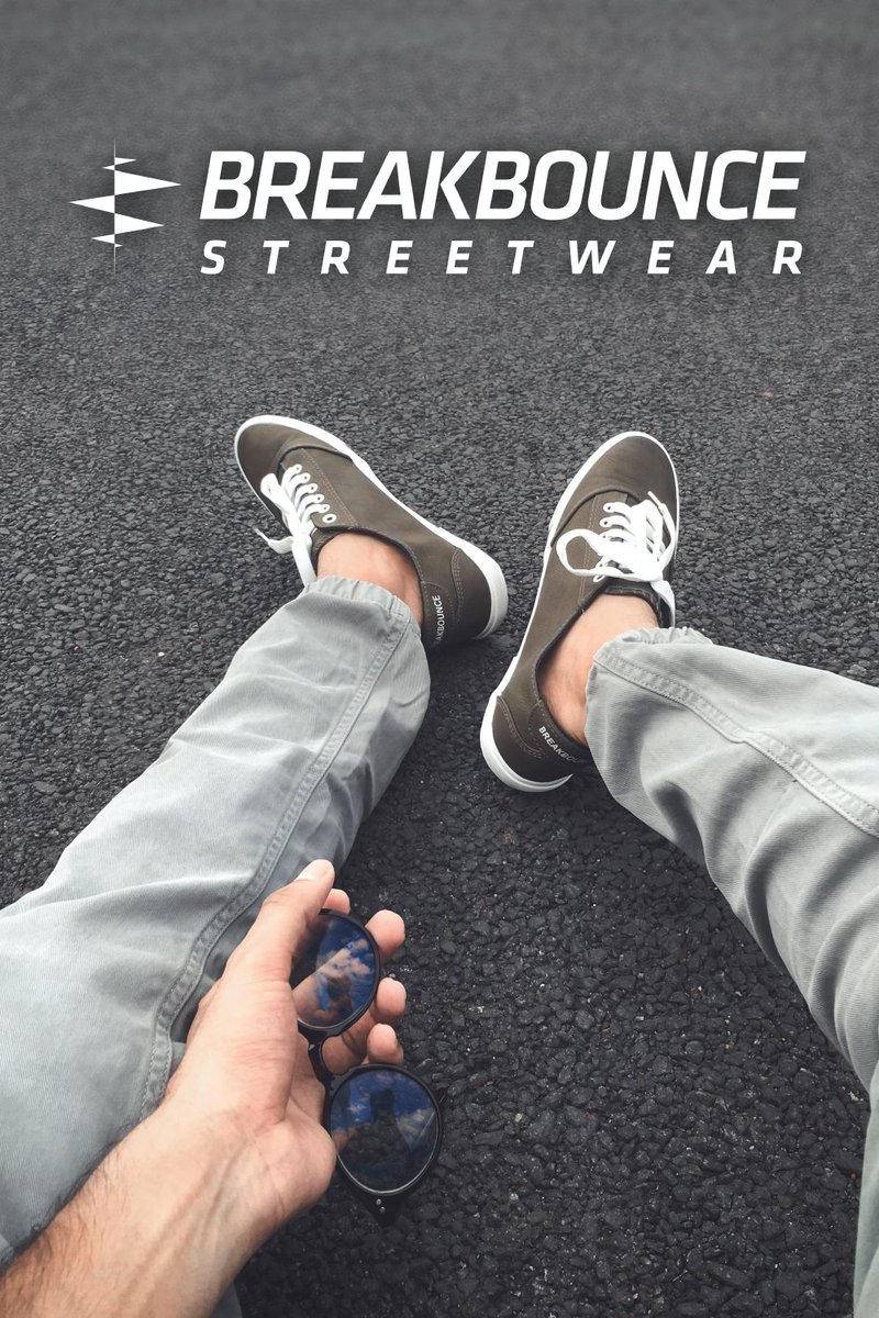 letsbreakbounce's tweet photo. .@letsbreakbounce waiting on for #2018
Here's wishing you all a Happy New Year #Take2TheStreets from everyone at #Breakbounce #Streetwear https://t.co/CYq0EBpXBp