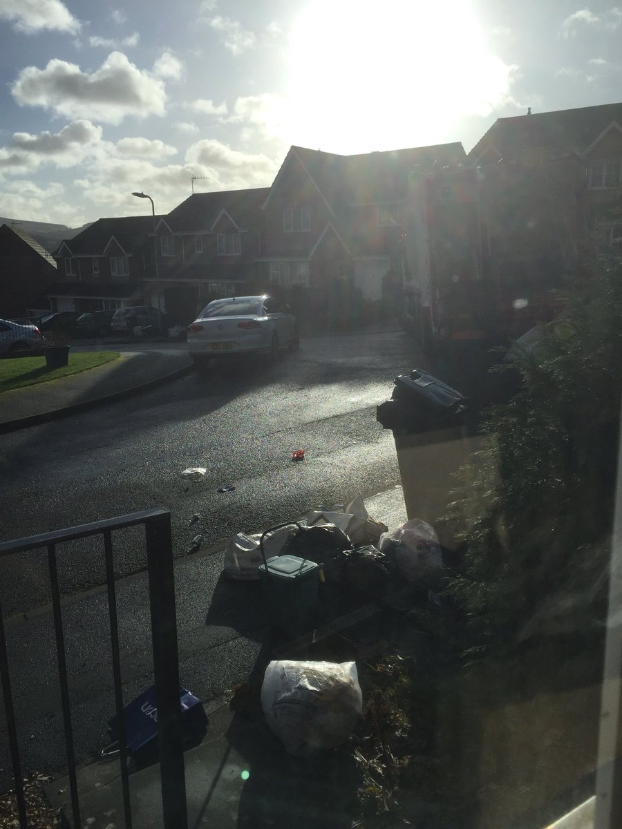 Johnny_Halls's tweet photo. @NPTCouncil look at the mess your bin men leave behind. Throwing bins and bags about then clearing off. Could you please send someone to clear this up. Not acceptable https://t.co/uQnZZUd1kU