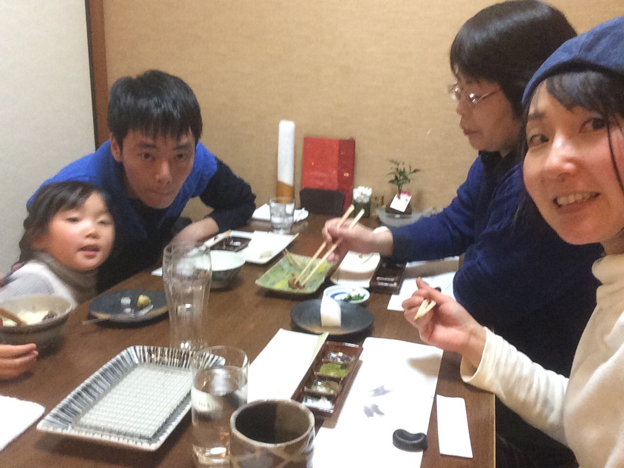 ももちゃん 心と体のカンフル剤 人生好転ファスティング伴走人 義理母と晩御飯 尼崎の天ぷら屋さん 15品で3 000円 安すぎー フカヒレやタイの白子が天ぷらで出てくる 小料理屋みたいなレトロなところ んまいー 阪神尼崎 天露 T Co