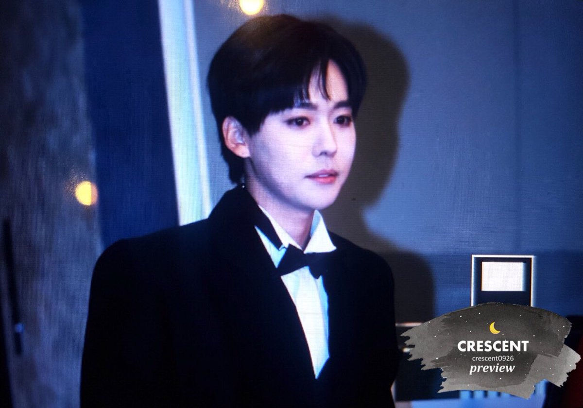 crescent0926's tweet photo. 171229 MBC 연예대상
오늘은 나비넥타이 왕자님이야💍
#위너 #김진우 #WINNER #KIMJINWOO https://t.co/U1D3V3mbtE
