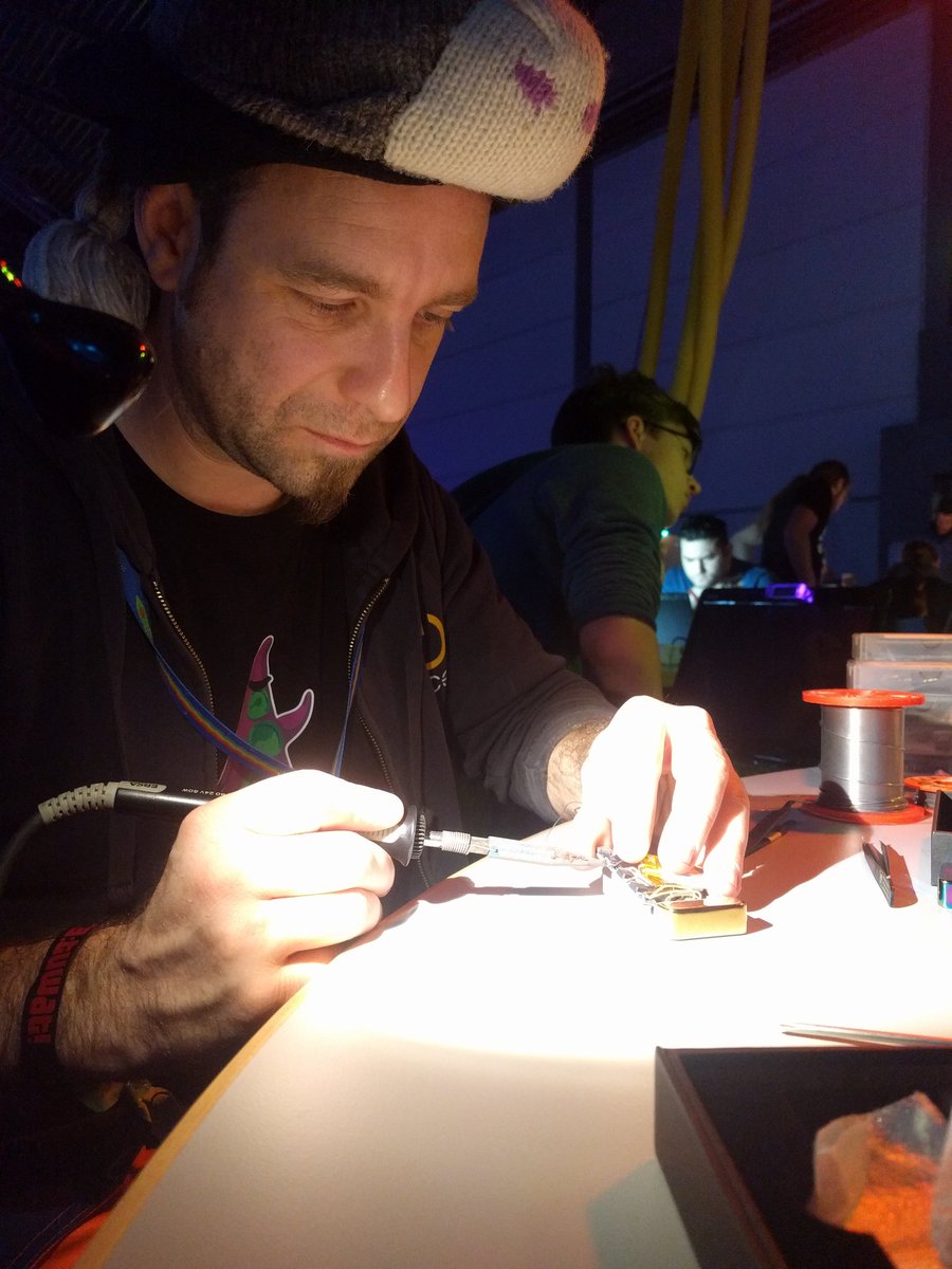 ganda1f's tweet image. and another awesome project by @overflo: a modified plasma lighter that plays the imperial march! #arclighter #34c3