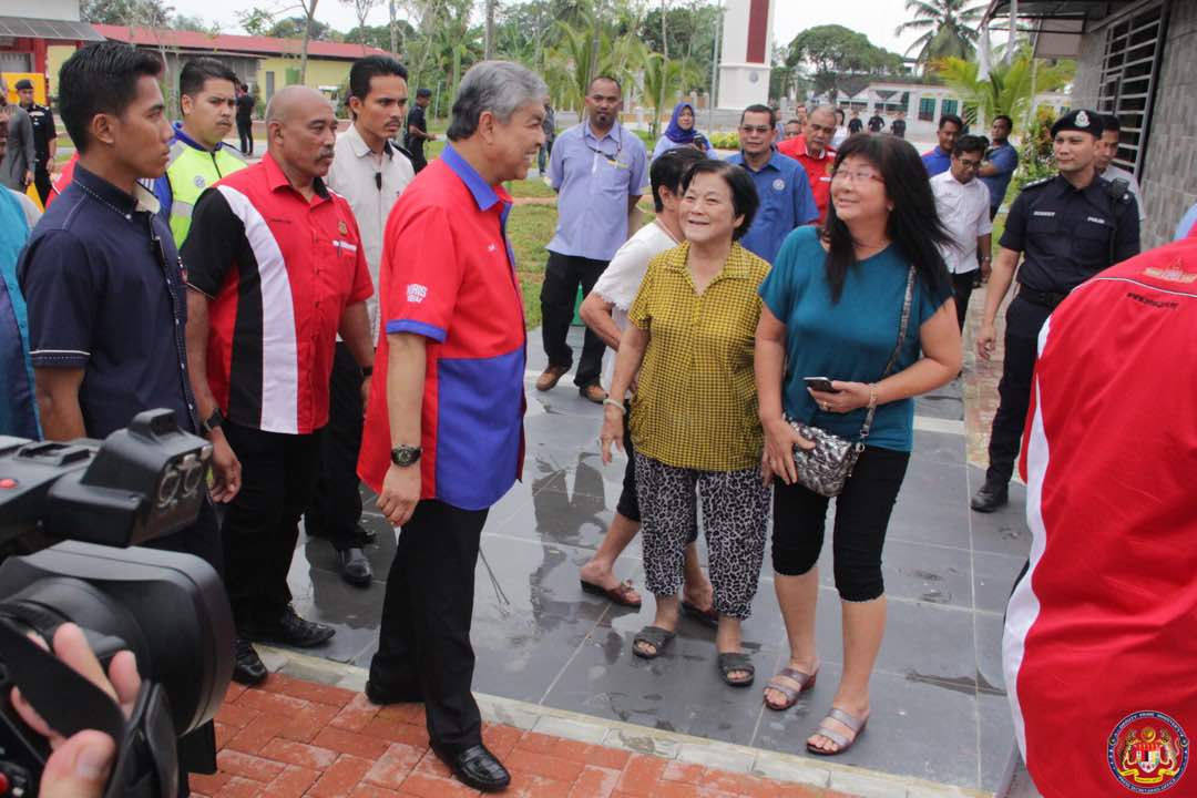 HARIMAU MERAH UMNO tweet media