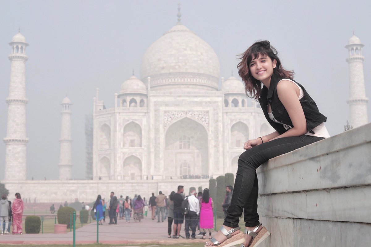 ShirleySetia's tweet photo. ♥️🇮🇳 https://t.co/DTu4CLXPQI