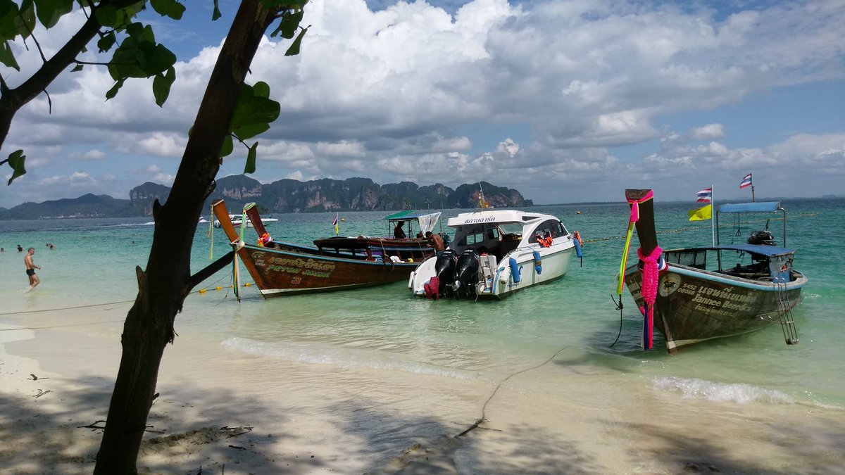 RonnieStone14's tweet photo. @Joreddmusic Yeah, bar the jet lag!! As you can see Krabi Island has it's plus points! That was our speed boat for the day...£27 quid for us both...4 Island swimming trip with food. Needed the 'rest'! xx https://t.co/ERWYyA4vif