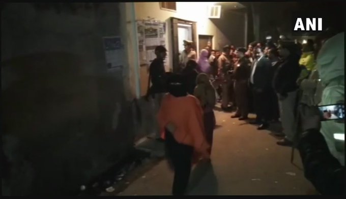 View image on Twitter