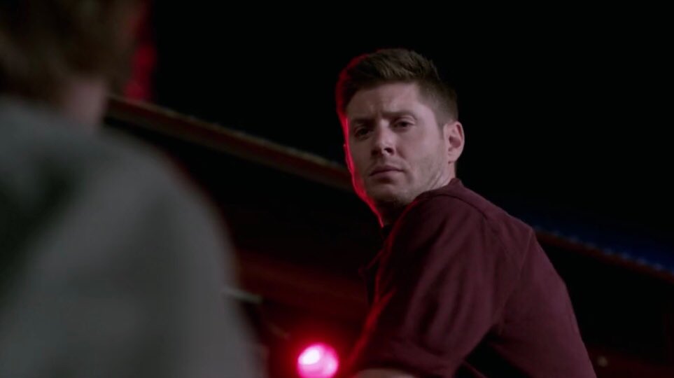 heavenstiel's tweet photo. Two scenes that actually made my heart drop https://t.co/5o79bnlNlj