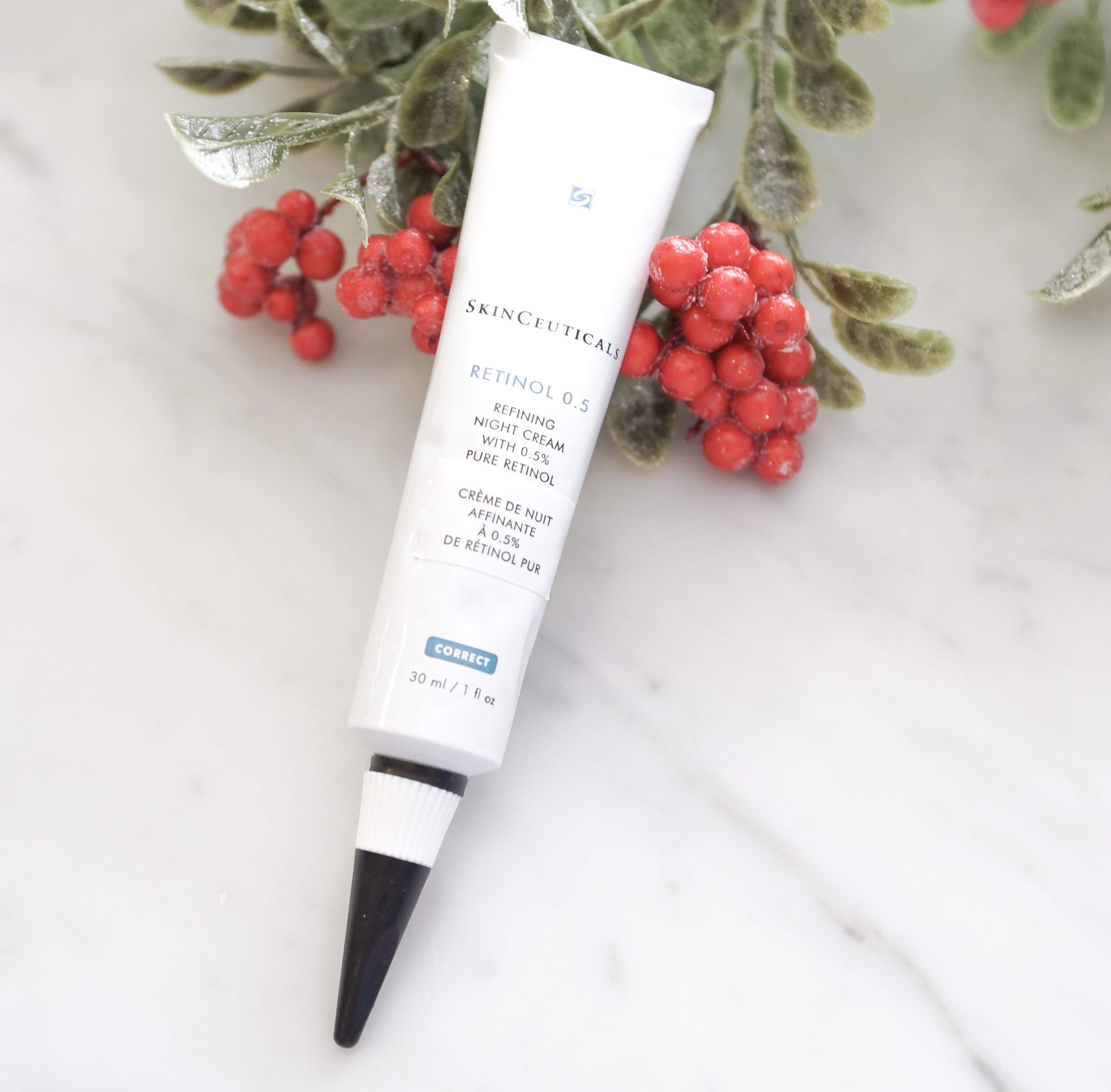 årsag historie Agurk SkinCeuticals Canada on Twitter: "#SkinCeuticals Retinol 0.5 contains 0.5%  pure retinol to help stimulate cell regeneration and diminish the  appearance of fine lines, wrinkles and signs of aging. Learn more about  Retinol