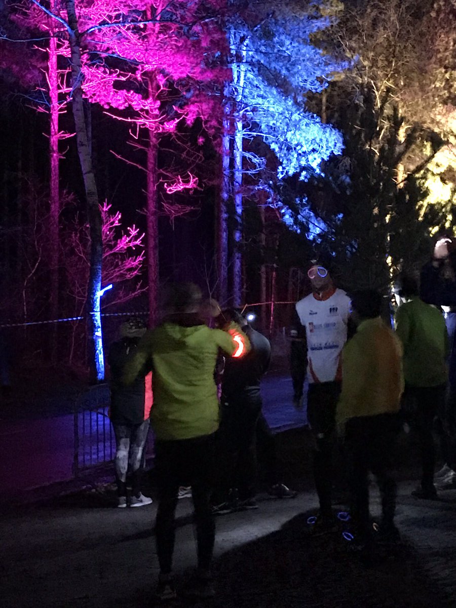WoudenbergC's tweet photo. Hup Coen, 10 KM nightrun bergen op zoom #nightrun https://t.co/pOPqFEWpj0