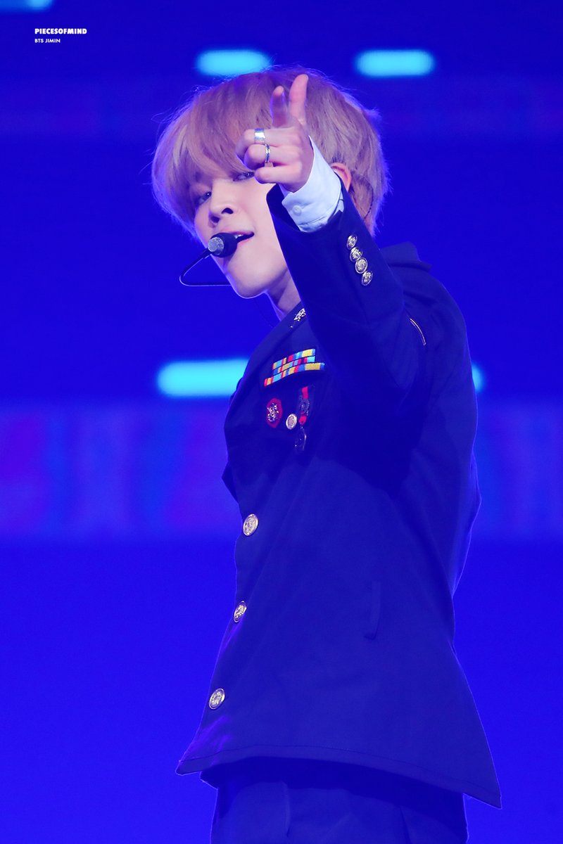 btsxpics's tweet photo. https://t.co/4ivOMHLSGr