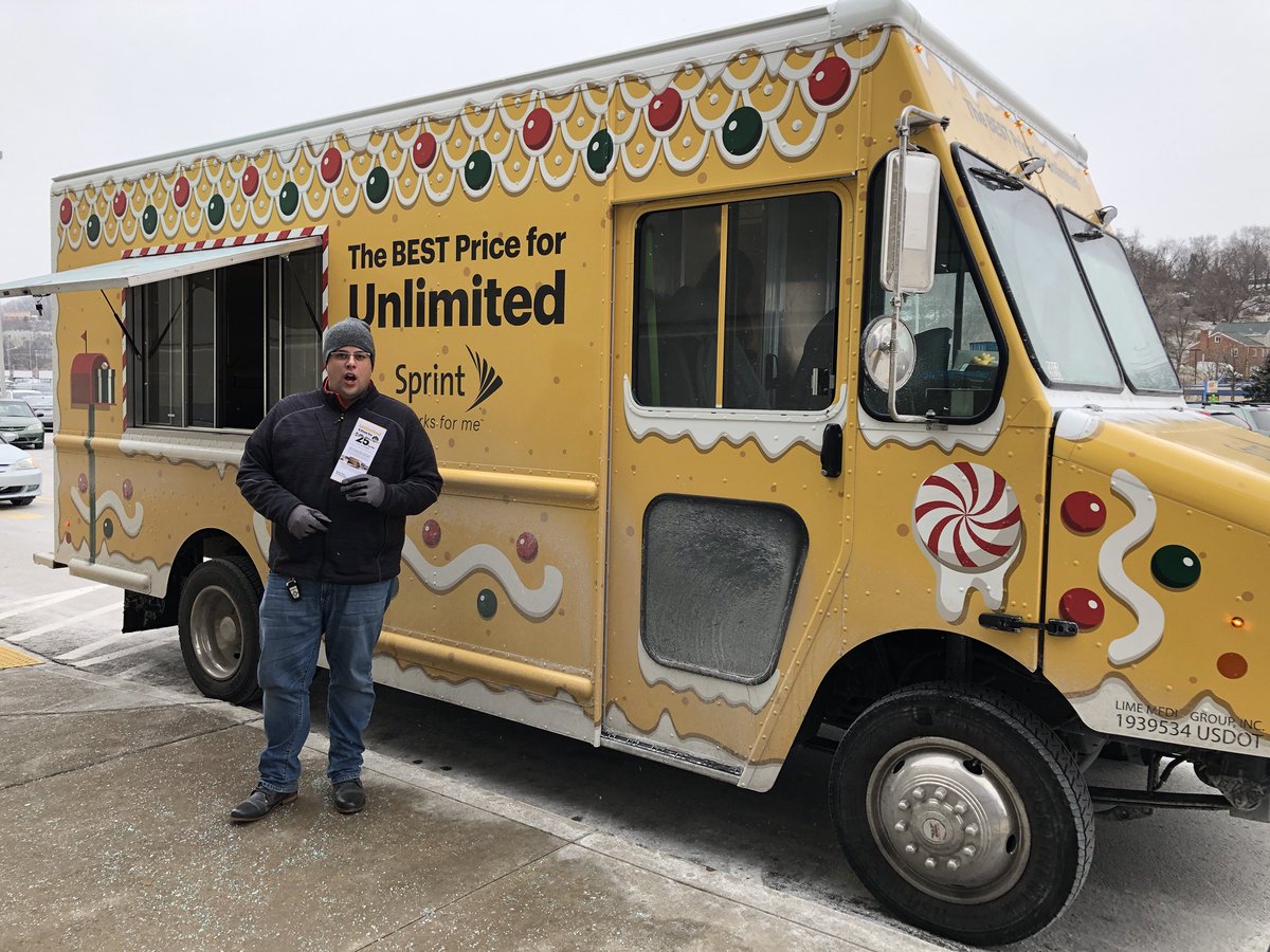 Come one come all to <a href="/BestBuy/">Best Buy</a> McKnight Rd to get FREE hot chocolate compliments of @sprint