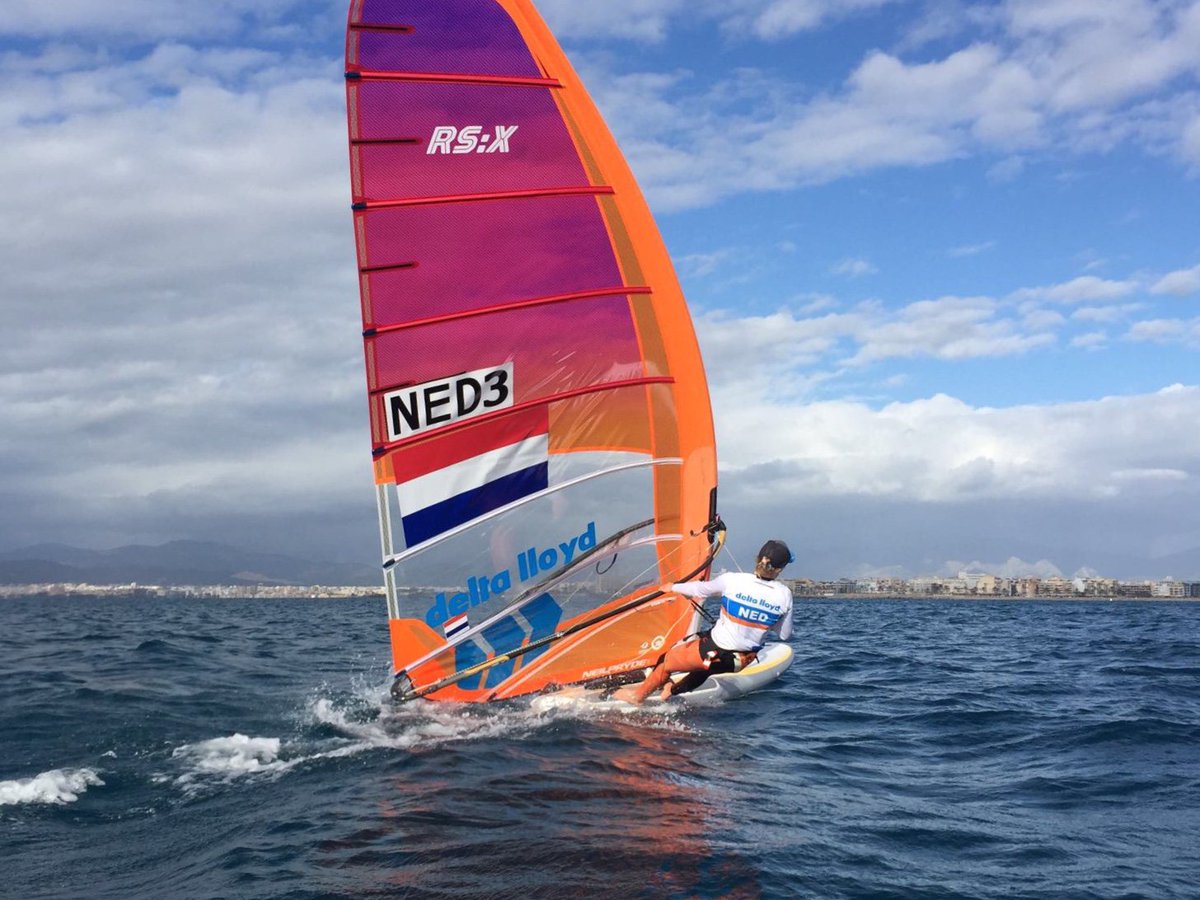RS:X-windsurfster Lilian de Geus heeft er een druk seizoen opzitten. Hoe ziet haar winter eruit en hoe maakt zij zich klaar voor het nieuwe seizoen? 🌬️🏄 Check het interview in het Watersportverbond Magazine 👉 mi8.ly/4if7v0
