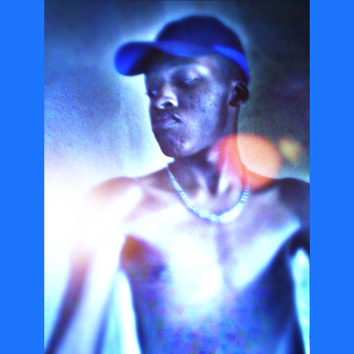 evcucon's tweet image. #photo_editor made by @lyrebirdstudio