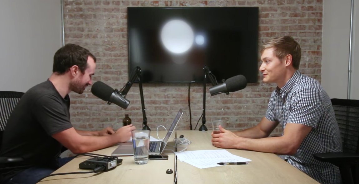 ProductHuntMTP's tweet photo. The founder of @ProductHunt, @rrhoover, just announced #WeekendFund, "a $3M fund to support founders of #startups at the earliest stages". https://t.co/1qChxV2PNW ITW w/h @ycombinator : https://t.co/Ak3VKOgP4W https://t.co/aOmv05gnag