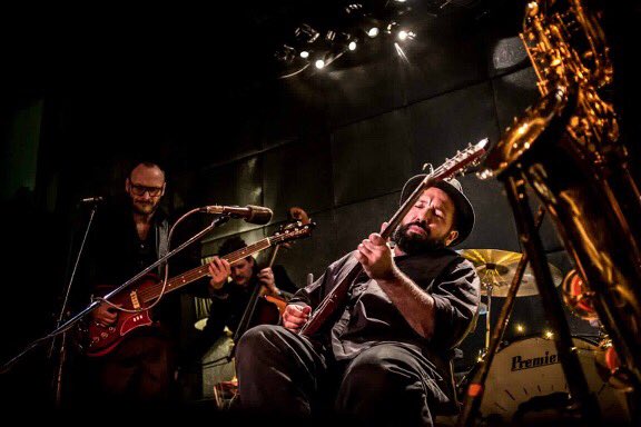 DonAntonioTweet's tweet photo. Tomorrow 30/12, Don Antonio live at FIRENZE_IL_PROGRESSO. 7piece, one heart. Monti/Sapignoli - drums, Valentini/Villa - bass, Valtieri/Perinelli - sax, Don Antonio - guitar. Share the Gospel!@girlrockltd @aescovedo1 @obon_city @Glitterbeat_Rec @LombardiAmplifi @RobynHitchcock https://t.co/KjHGwXqmHT