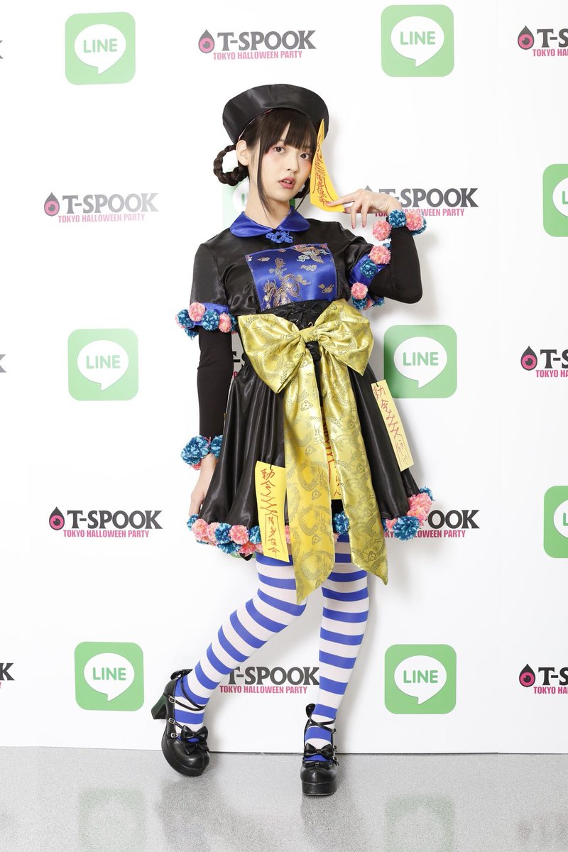 ほづみ No Twitter 8 上坂すみれさん やりたい衣装いっぱいあるけど やっぱ推しは世紀の逆襲 あとkg痩せたら上坂すみれさんコスをしたい