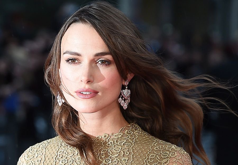 Keira Knightley wearing a pair of Diamond Chandelier earrings..

Do you like them?