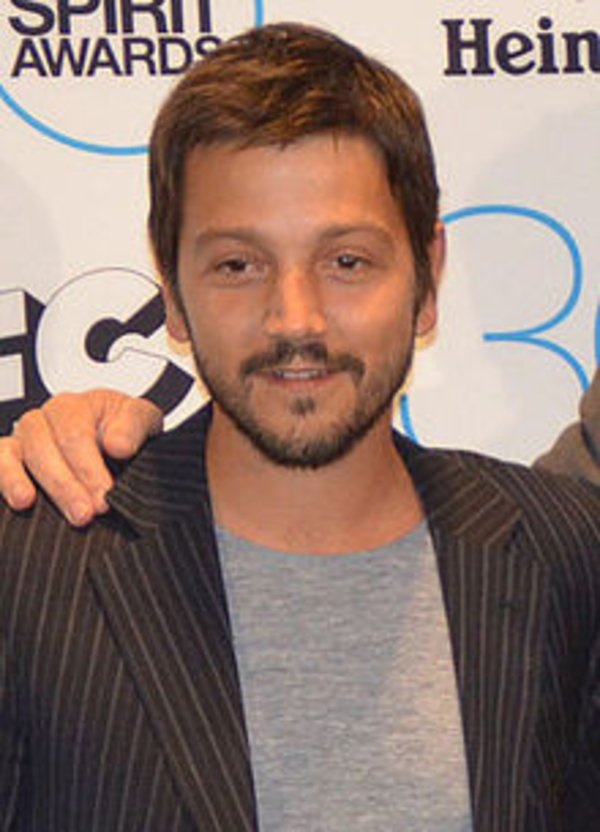 Happy Birthday, Diego Luna!  