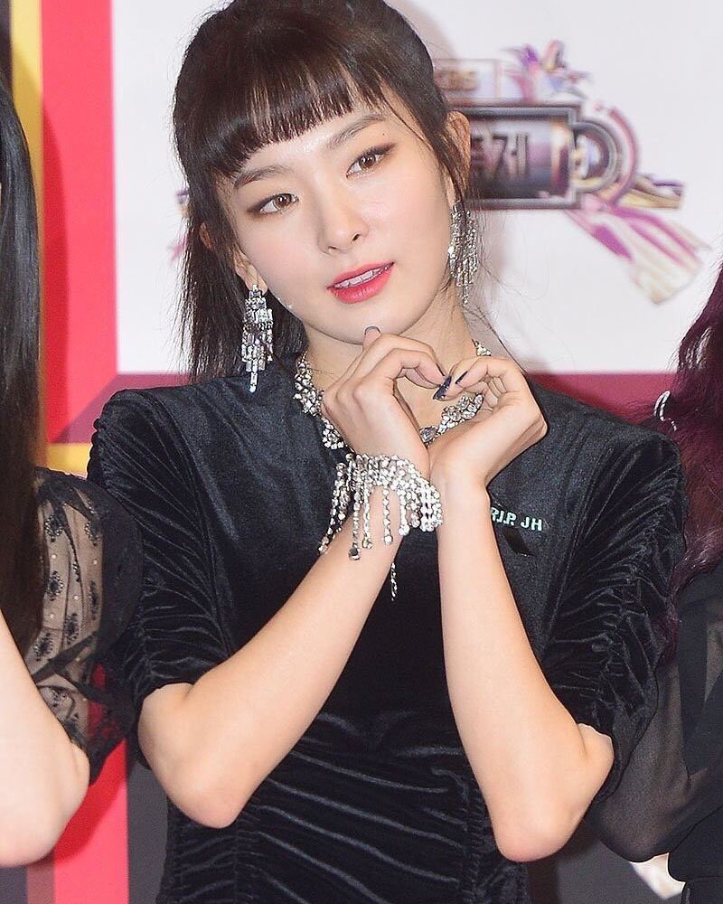 FuuGsd's tweet photo. #Red_Velvet #スルギ https://t.co/tPprQhtVjq