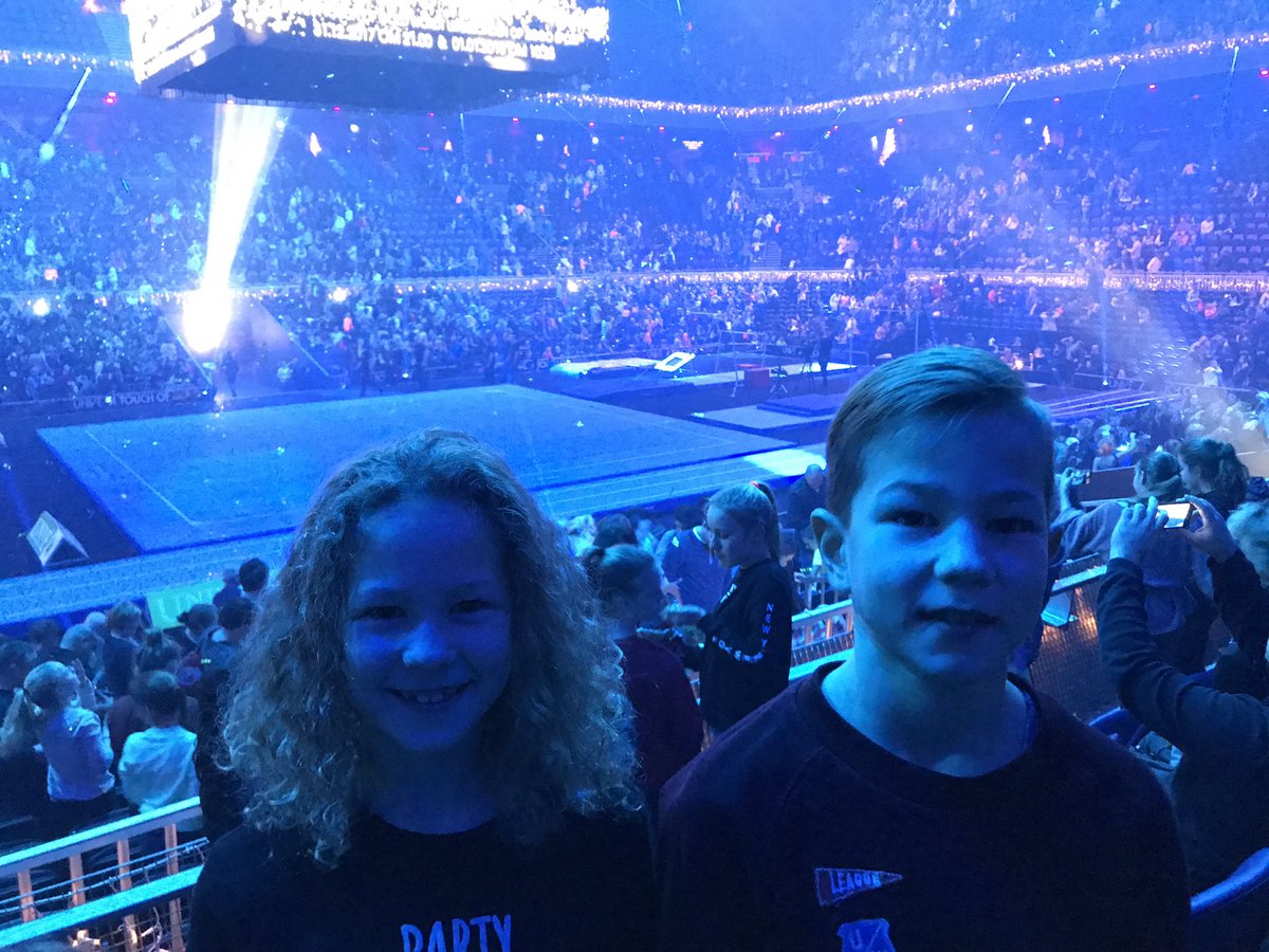 DirkBarney's tweet photo. Wat gaaf was het vandaag #ATouchofGold https://t.co/jaGsFqfYWJ