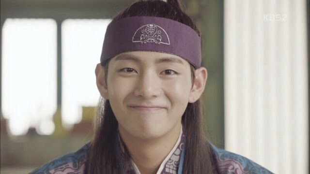 young_happyy's tweet photo. Happiest birthday my most precious and most beloved kim taehyung! eat well, stay safe, abd stay healthy. I LOVE YOU! #WePurpleYouTaehyung https://t.co/K80lSQTUFc
