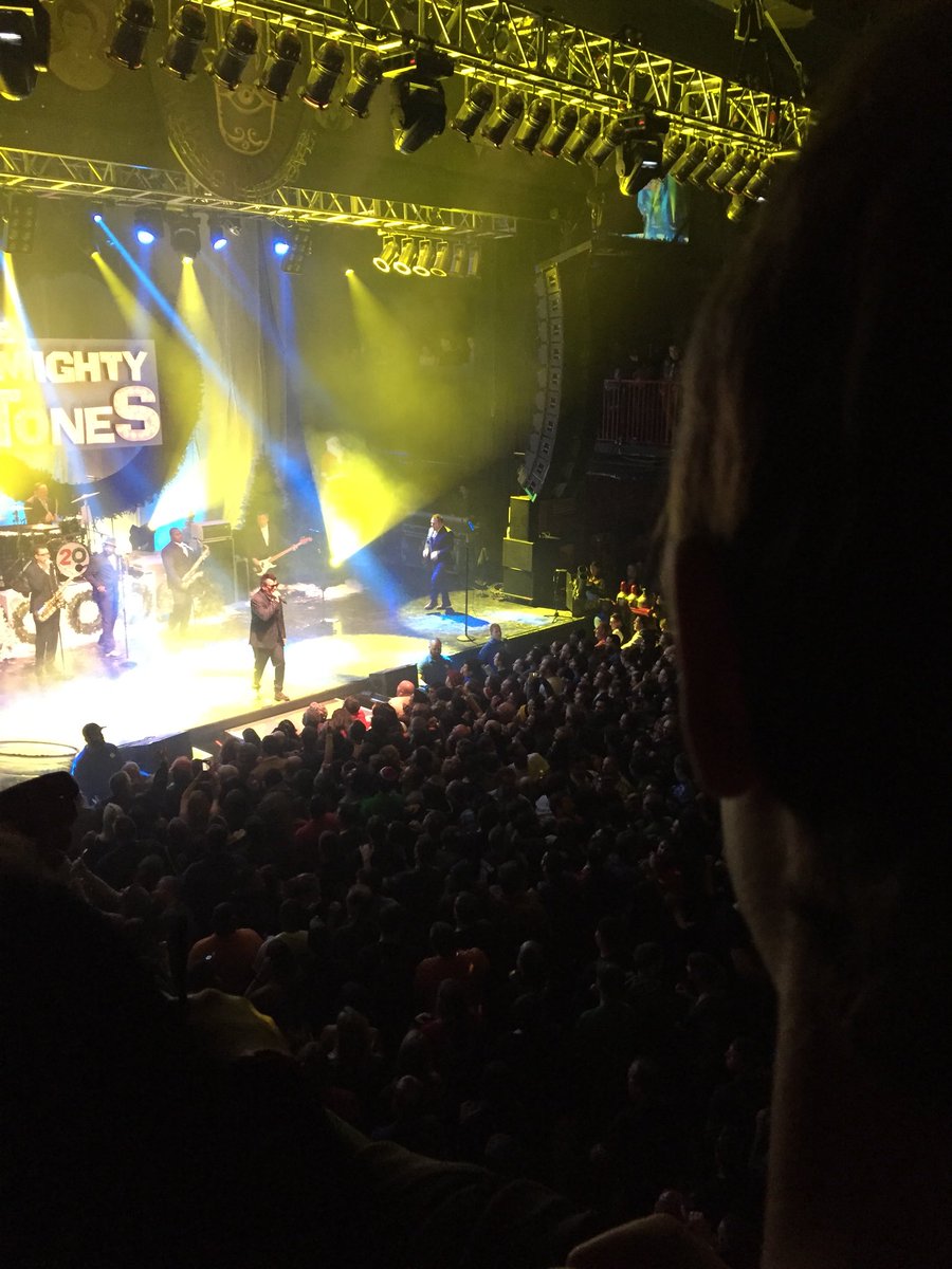 JasonEich's tweet photo. This actually happened. Cam’s first @mmbosstones concert December 28, 2017 (mine was December 13, 1991 at BU’s GSU Ballroom) https://t.co/lCXw8nshL0
