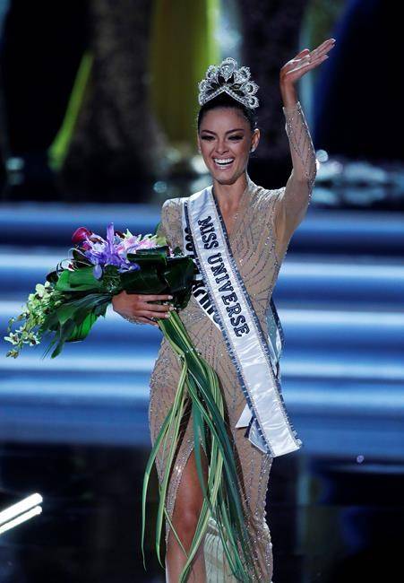reinauniversal1's tweet photo. 1 Mes ✨❤️ #MissUniverse 2017 https://t.co/dcpUZkWa4h