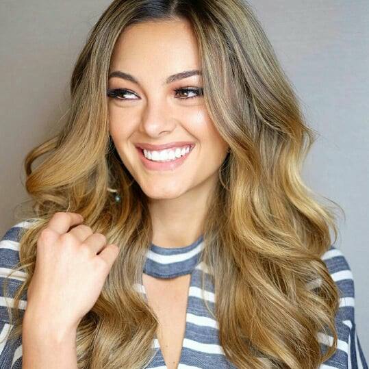reinauniversal1's tweet photo. #MissUniverse 2017 https://t.co/ck6a2LixGU